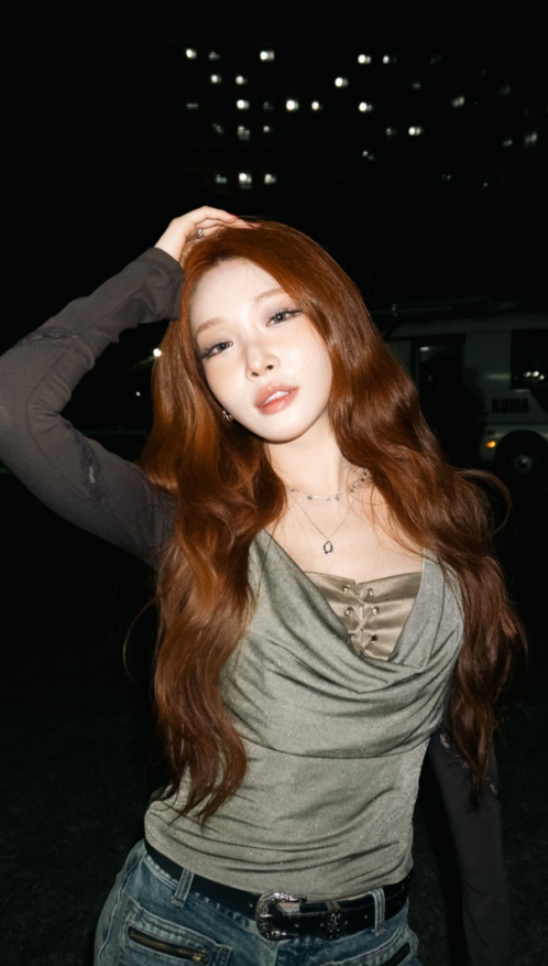 CLAMOA look 25